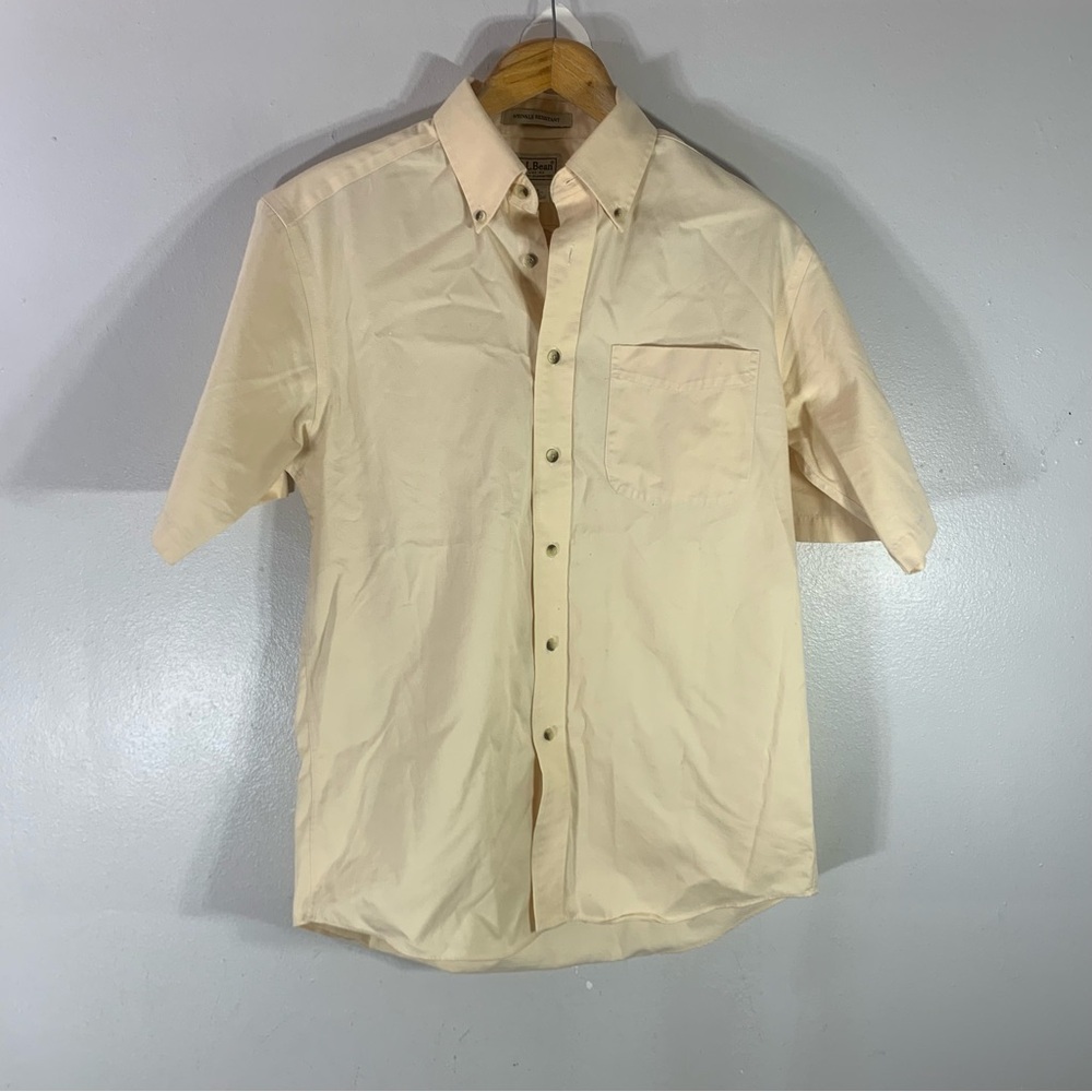 L.L.Bean 100% Cotton wrinkle resistant button down shirt